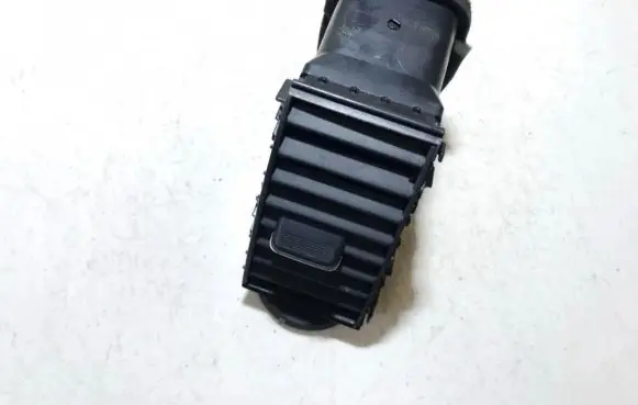 Toyota Prius (XW20) Dash center air vent grill 5506247010 55062-47010