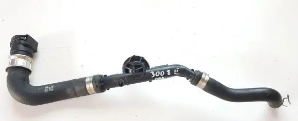 Peugeot 3008 II Engine coolant pipe/hose Z12002108
