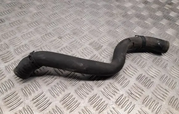 Audi A4 S4 B9 Engine coolant pipe/hose 8W0122101B