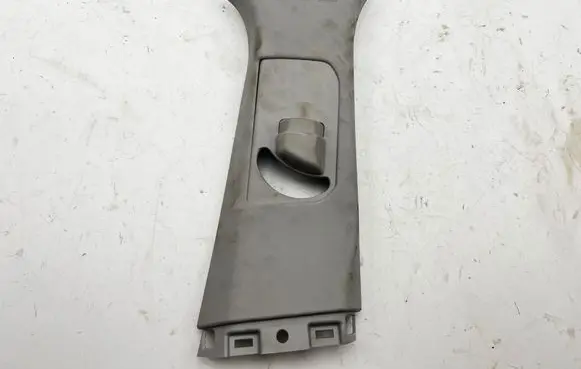 Jeep Grand Cherokee WL (B) pillar trim (top) 6SM72TRMAC I02611043SA I02611043SAR