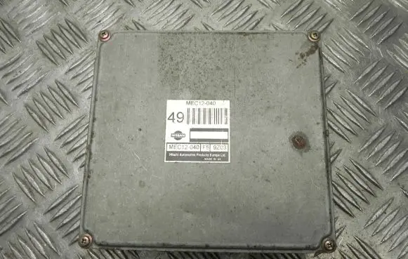 Nissan Primera Engine control unit/module MEC12040