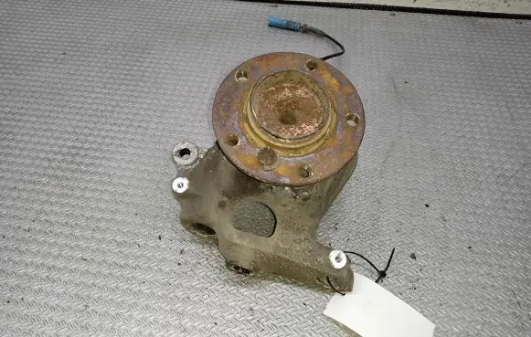 BMW 5 E60 E61 Front wheel hub spindle knuckle
