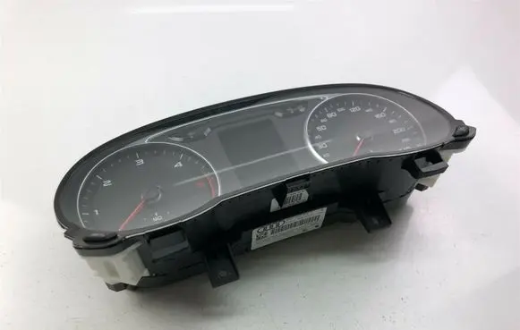 Audi A1 Speedometer (instrument cluster) 8X0920930P G1095