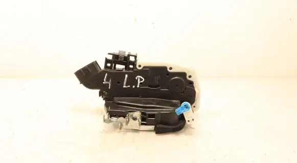 Nissan Micra Front door lock 07JUL13