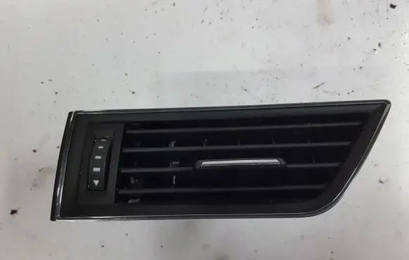 Dashboard side air vent grill/cover trim