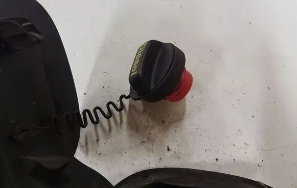 Volvo V60 Fuel tank cap 31335707