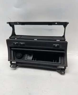 BMW 3 E46 Car ashtray 51168268887 310260000 310220000