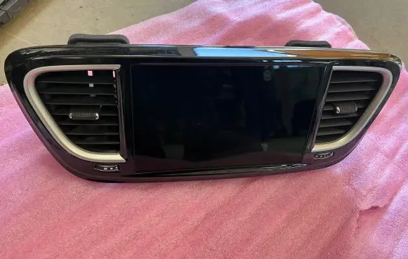 Chrysler Pacifica Screen/display/small screen P68438382AF