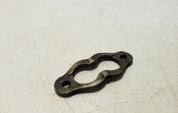 Audi A6 Allroad C6 Fuel Injector clamp holder 