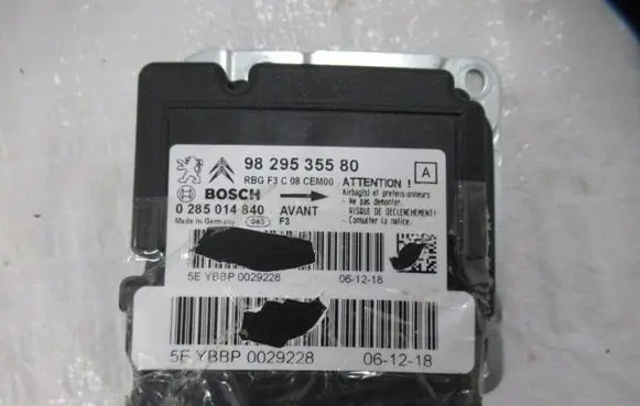Citroen C4 Cactus Airbag control unit/module 9829535580