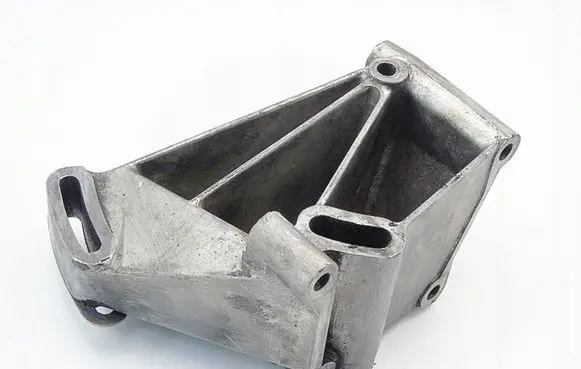 Mercedes-Benz 200 300 W123 Engine mounting bracket 1234660041