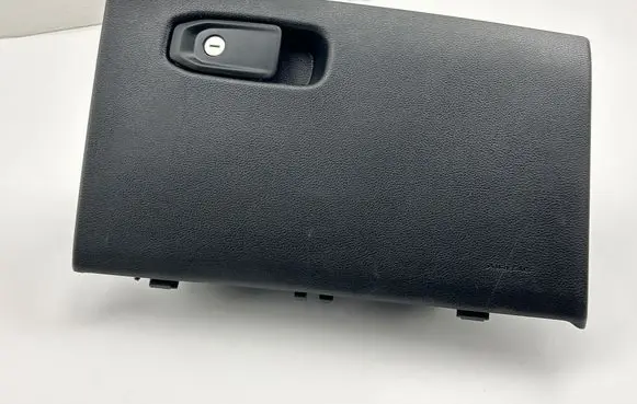 Jeep Grand Cherokee WL Glove box 7CH34TRMAG 41758 21661AB