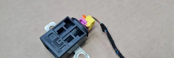Audi A7 S7 4G Battery relay fuse 4F0915519
