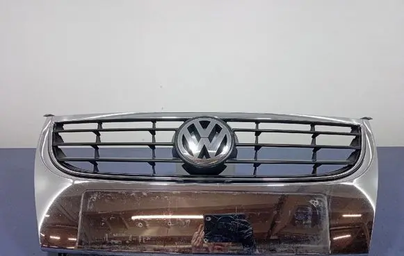 Volkswagen Cross Touran I Front grill 1T0853651D
