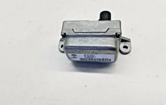 Volkswagen Golf V ESP acceleration yaw rate sensor 1K0907655A