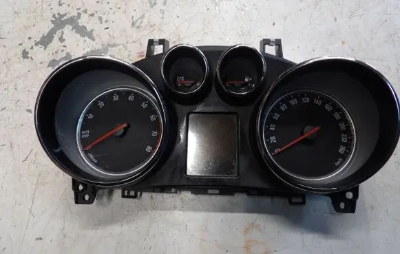 Opel Mokka X Speedometer (instrument cluster) 95386880 654663731 506880Z0000078