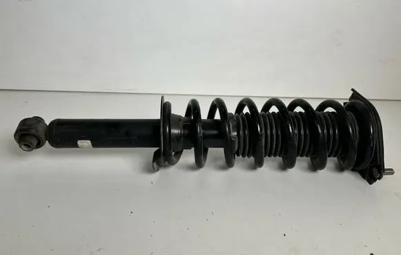 Subaru Outback (BT) Rear shock absorber/damper 