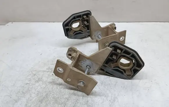 BMW 1 F20 F21 Radiator mount bracket