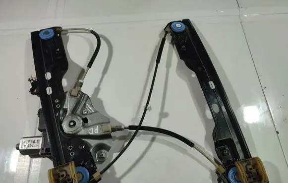 Opel Astra J Sliding door window regulator with motor 04883302