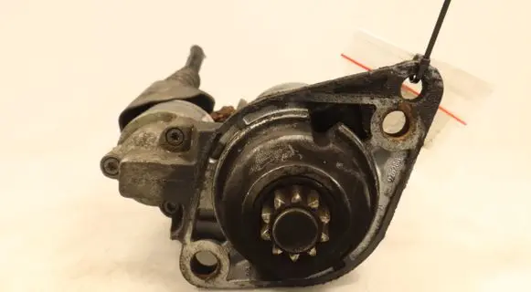 Seat Altea Starter motor 1005831311