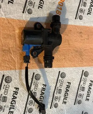 Peugeot 208 II Electric auxiliary coolant/water pump 9839741280 PA66GF30