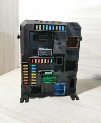 Peugeot 208 Comfort/convenience module 9807532080 BSIN0300