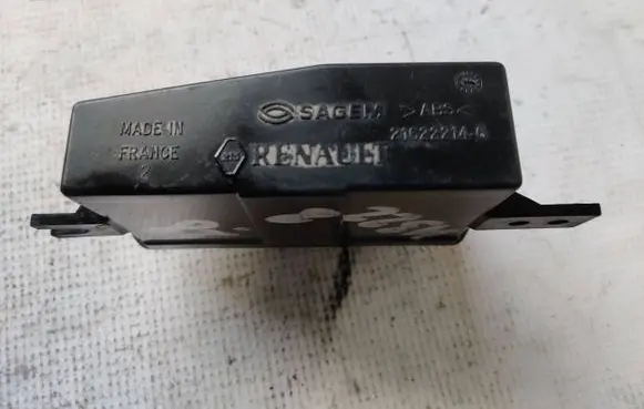 Renault Master II Other control units/modules P8200032783H 7000158 216566105A