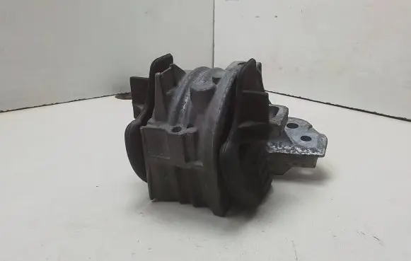 Peugeot 407 Engine mount bracket 326B96