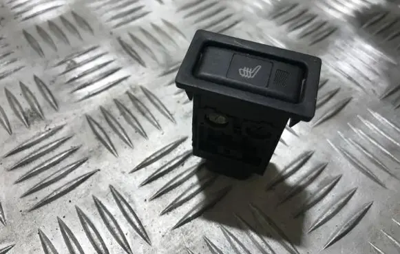Lexus IS 200-300 Seat heating switch r153261 r157998