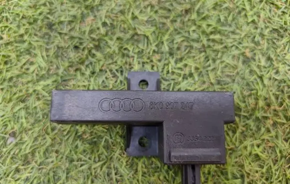 Audi A6 S6 C7 4G Keyless (KESSY) go control unit/module 8K0907247 33542221