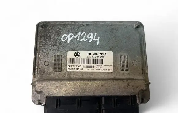 Skoda Fabia Mk1 (6Y) Engine control unit/module ECU 03E906033A