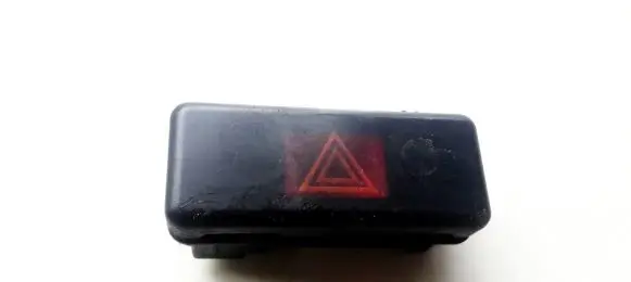 BMW 7 E38 Hazard light switch 8350947