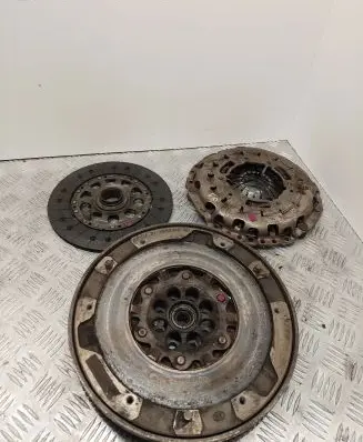 BMW 5 F10 F11 Clutch set kit 7638349