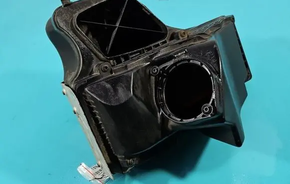 Audi A5 8T 8F Air filter box 8R0133835F IMPRK1578393