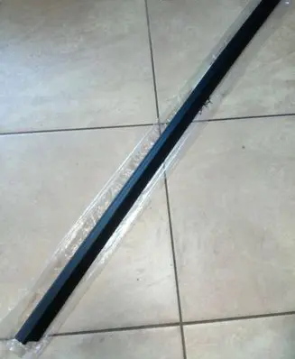 Toyota Aygo AB10 Front door glass trim molding 681600H030 NE67650