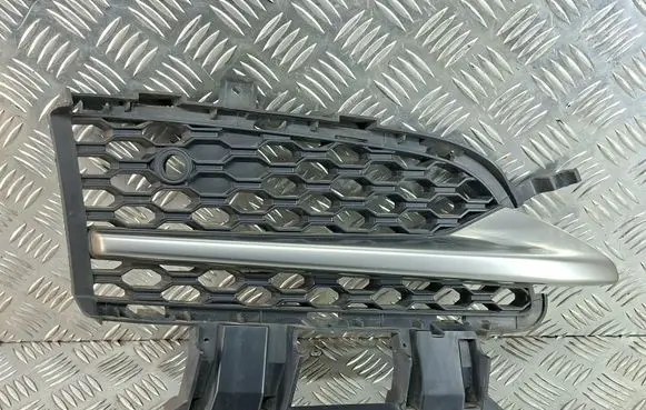 Jaguar XE Front bumper lower grill GX7M8B289CA