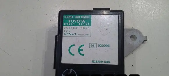 Toyota RAV 4 (XA10) Engine control unit/module 89741-42151