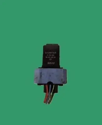 Peugeot 4007 Glow plug pre-heat relay 9640469680 51252002