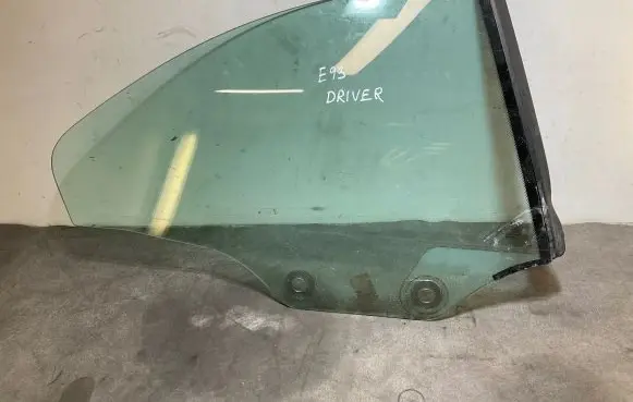 BMW 3 E92 E93 Rear side window 43R00022 E000190 DOT32AS2M44