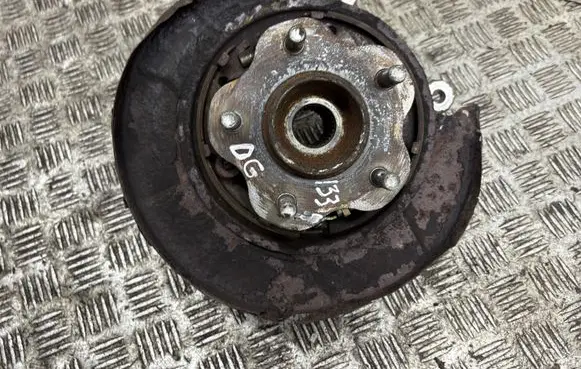 Nissan 350Z Rear wheel hub