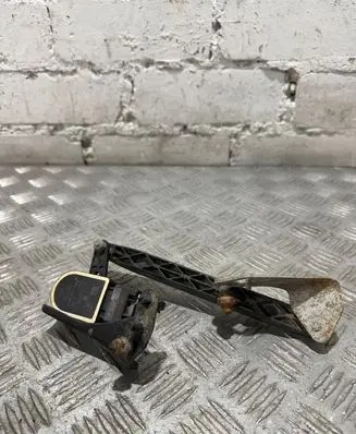 Mercedes-Benz S W222 Air suspension front height level sensor A2229050503
