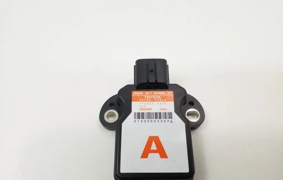 Toyota RAV 4 (XA40) Sensor 8972242010