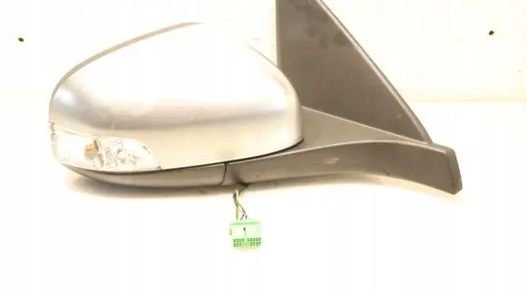 Front door electric wing mirror