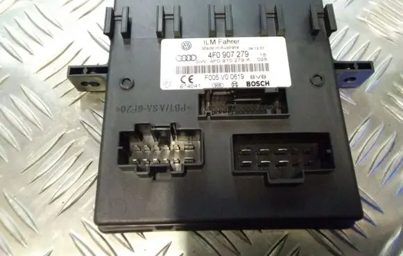 Audi A6 S6 C6 4F Comfort/convenience module 4F0907279 4F0910279K F005V00619