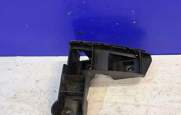 Volvo XC70 Rear bumper mounting bracket 30678651