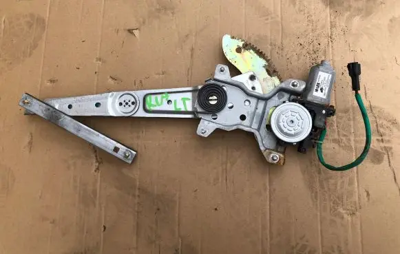 KIA Carens I Rear door window regulator with motor