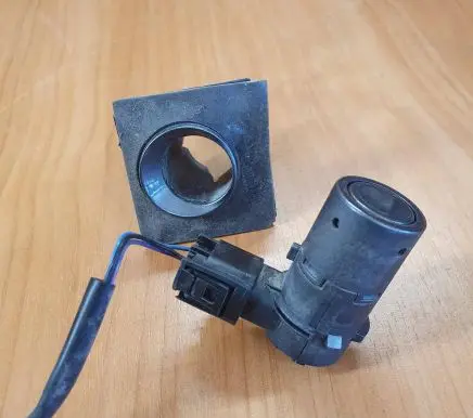 Mercedes-Benz B W245 Parking PDC sensor 6877564
