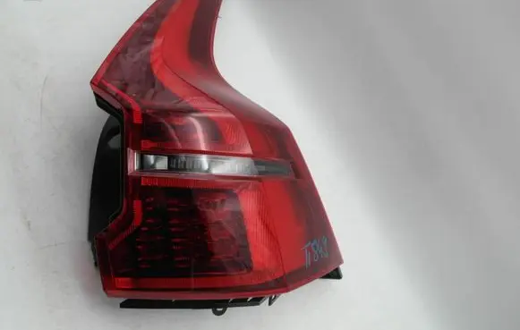 Volvo XC60 Rear/tail lights 32404794 P01292966