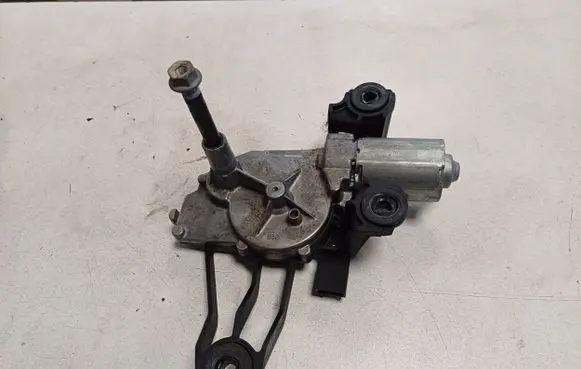 Citroen C4 I Rear window wiper motor 9646803180 0390201807 060922001