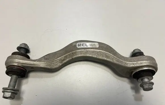 BMW i4 Rear upper control arm/wishbone 8834819